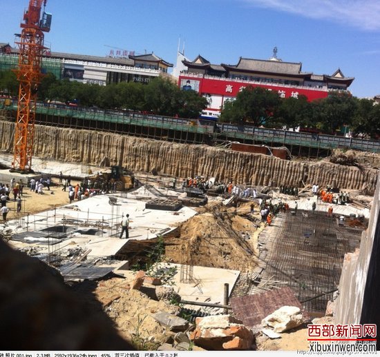 �챨������һ�ڽ�¥�����嵹�� ��ʮ���˱���