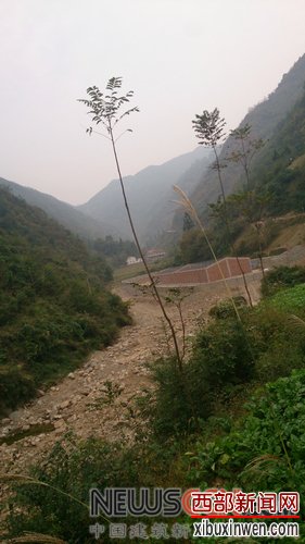 Υ�������������ںӵ��У�Ӱ���к�