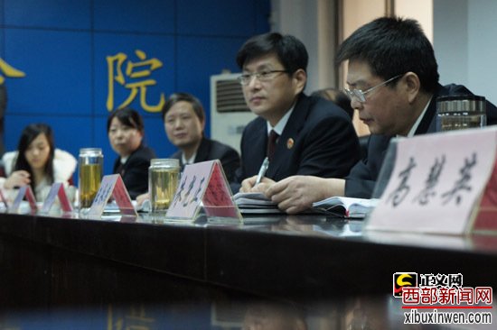 &ldquo;���ü�������&rdquo;��������ý��ɷ�����25�յִ�����,ͼΪ����������ظ����˼��߽�����̸����ƽ ��