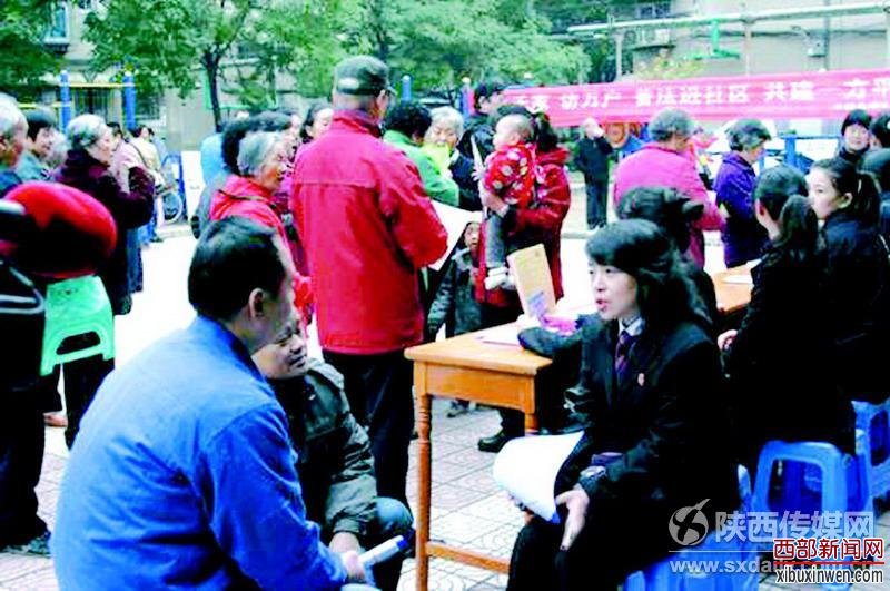 2 ����&ldquo;����һ��&rdquo;������
���١����١����١���ʦ�����������&ldquo;����һ��&rdquo;��&ldquo;����һ��&rdquo;���������壩��������һ�����£�2013��ȫ���ƿ�������ȫʡ����ϵͳ�����ƽ����������¡���ʵ���������һ����Ҫ�������ǿ�չȺ��·�߽���ʵ�����һ����Ҫ���ݡ�
&ldquo;����һ��&rdquo;���������յ������õ����Ч����ȫʡ���Ų����ì�ܾ���124588�𣬵���120996�𣬵����ʴﵽ97.1%��ȫʡ����&ldquo;�㷢��&rdquo;����462����ͬ������103����