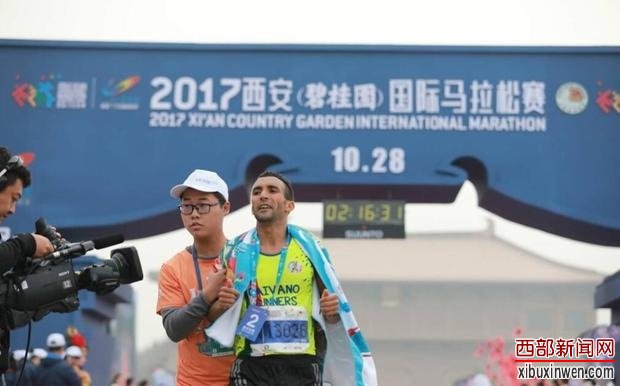 ���������������� ����������ѡ�ֻ�ùھ�