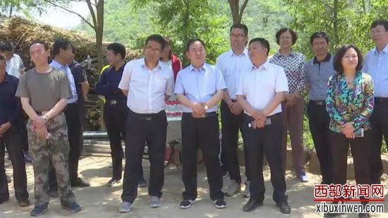 点击图片进入下一页 2-(2).jpg